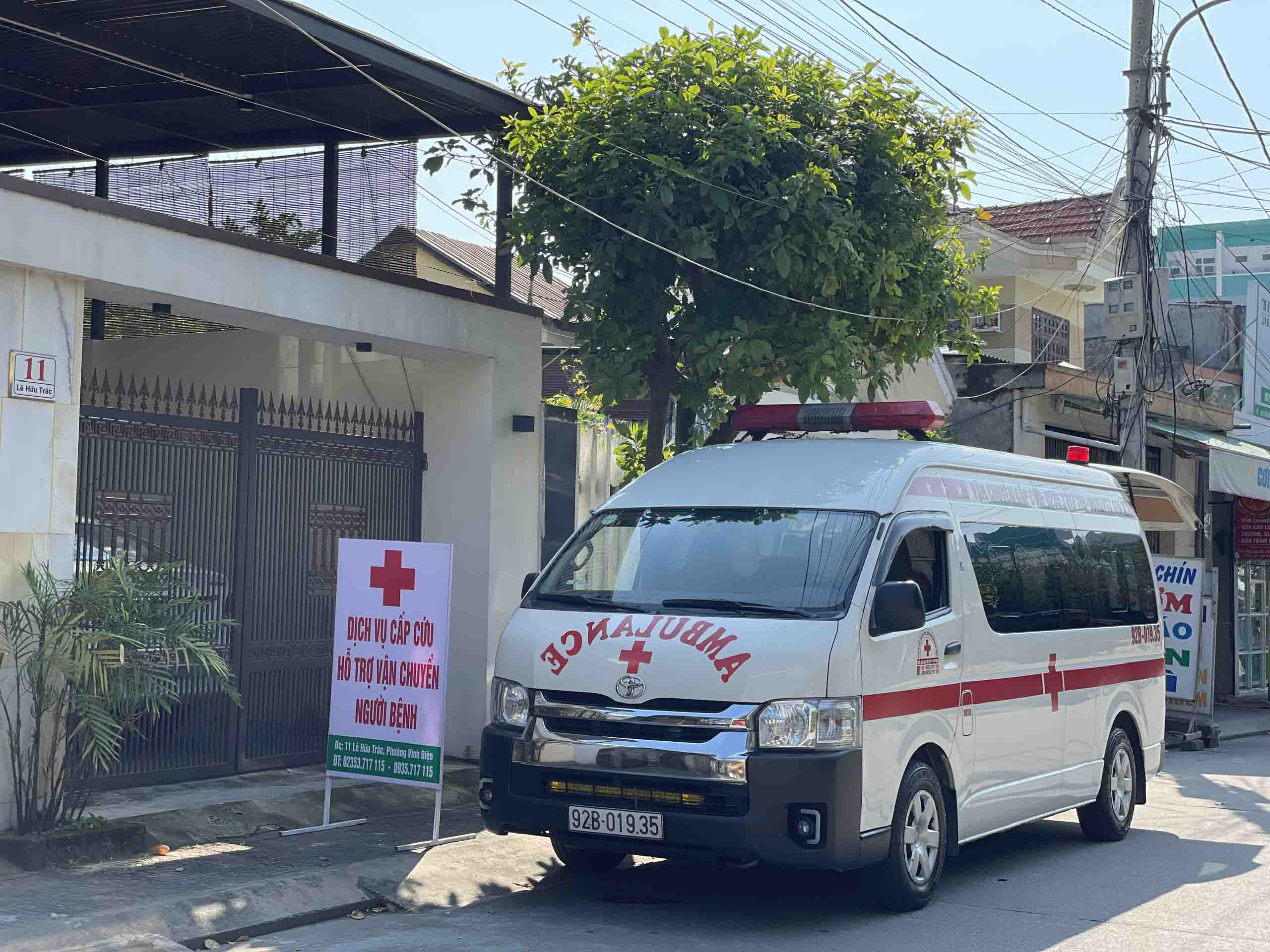 Dịch vụ xe cấp cứu vận chuyển bệnh nhân tại Quảng Nam (1)