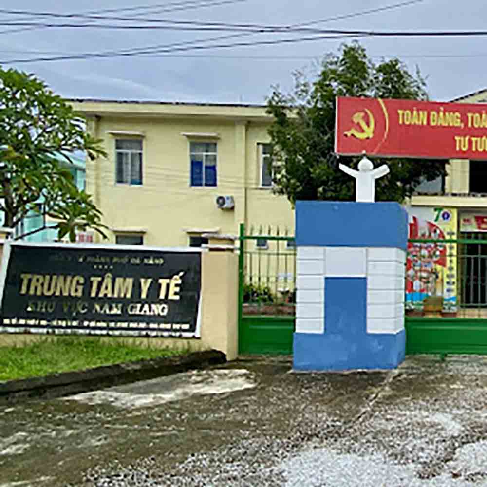 Trung tâm Y tế khu vực Nam Giang cần xe cấp cứu khẩn cấp liên hệ ở đâu?