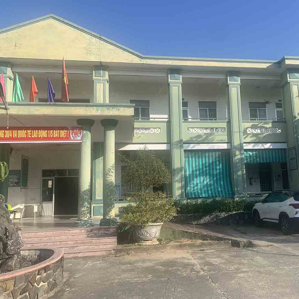 Xe cấp cứu dịch vụ tại Bệnh Viện Đa Khoa Huyện Thăng Bình