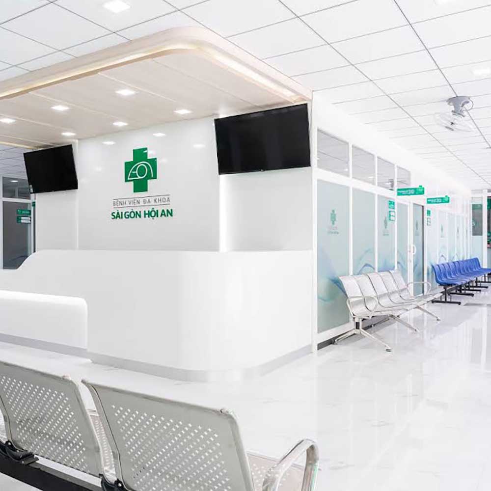 Xe cấp cứu dịch vụ tại bệnh viện Đa khoa Sài Gòn Hội An